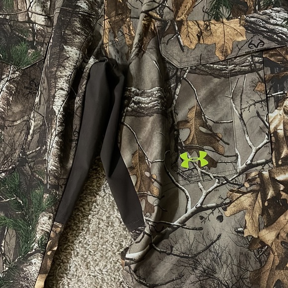 EUC Under Armour RealTree Xtra Camouflage Hunting Pants 1259177 in size 42/34 - Picture 2 of 8
